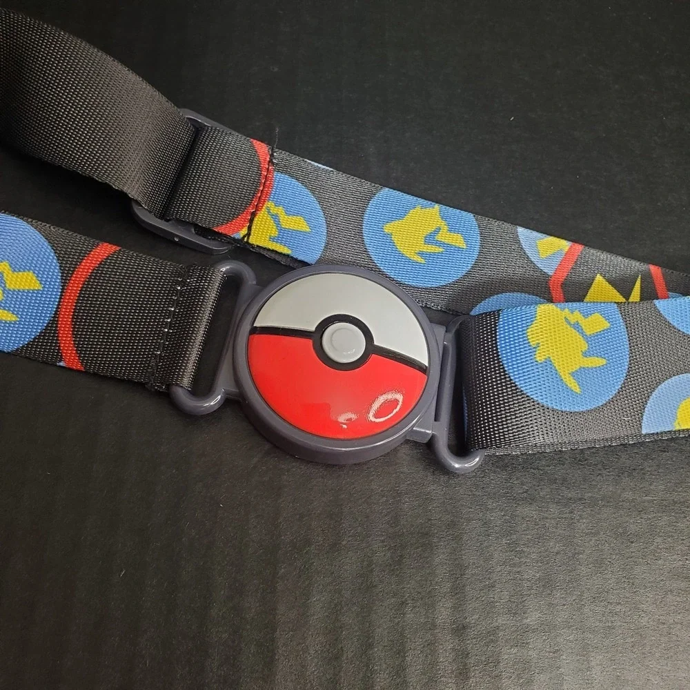 Pokemon Clip N Go Poke Ball Costume Belt,  2018,  TOMY,‎ Pikachu Fits Up To 35